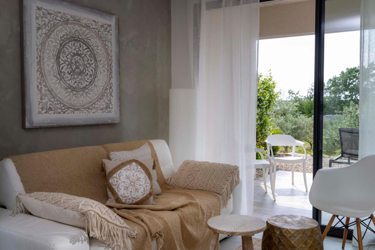 Le Mas Du Terme Barjac  Εξωτερικό φωτογραφία